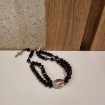 Pulseira terço preta e prateada Nossa Senhora Aparecida