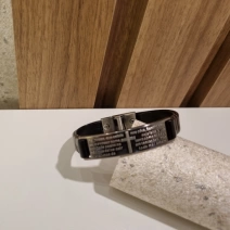 Pulseira de couro masculina Pai Nosso