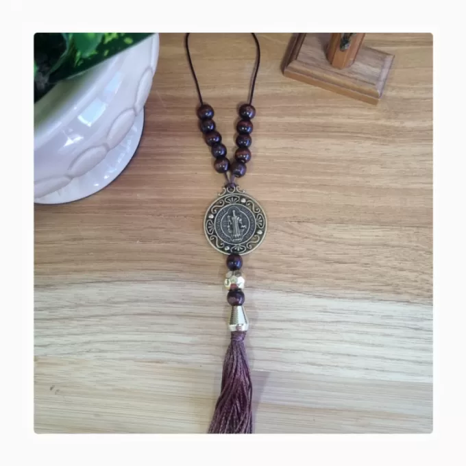 Dezena para o retrovisor do carro - como usar