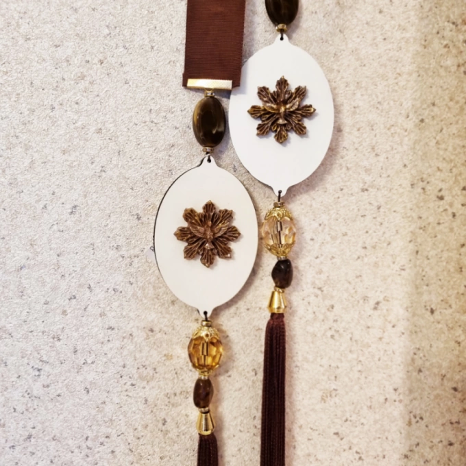 Escapulário de Porta Religioso Espírito Santo marrom