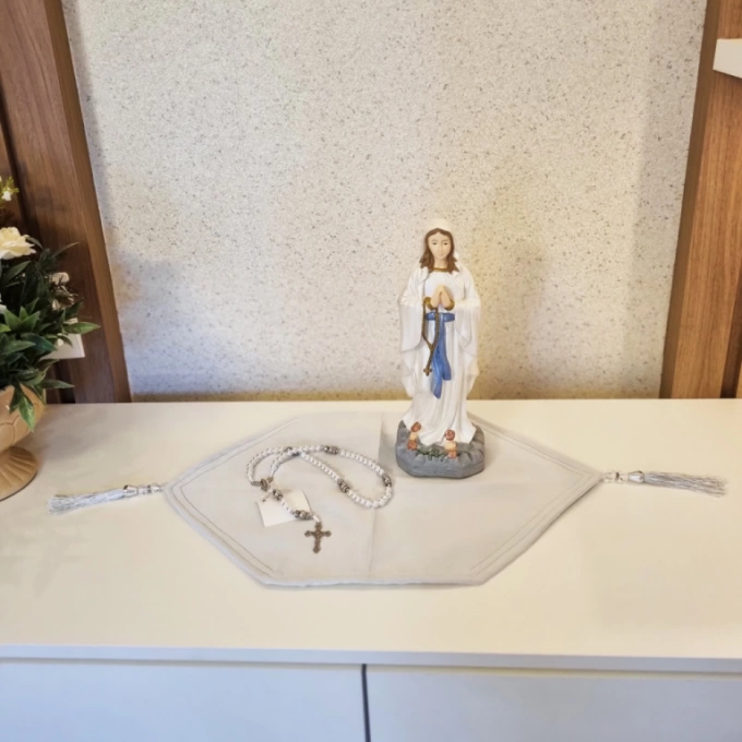 Caminho de Mesa em Linho Gelo