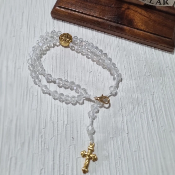 Pulseira terço cristal e dourada