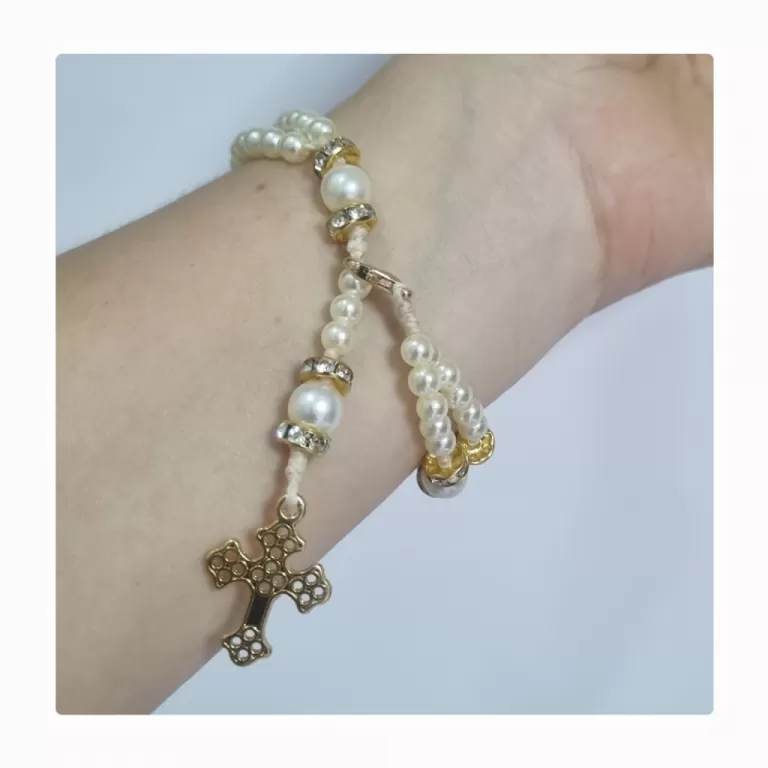 Pulseira terço - uma joia para estar sempre com você